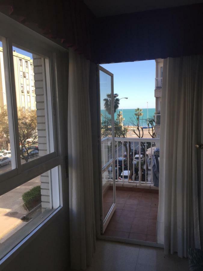 Beach Apartment Rosario Малага Екстериор снимка