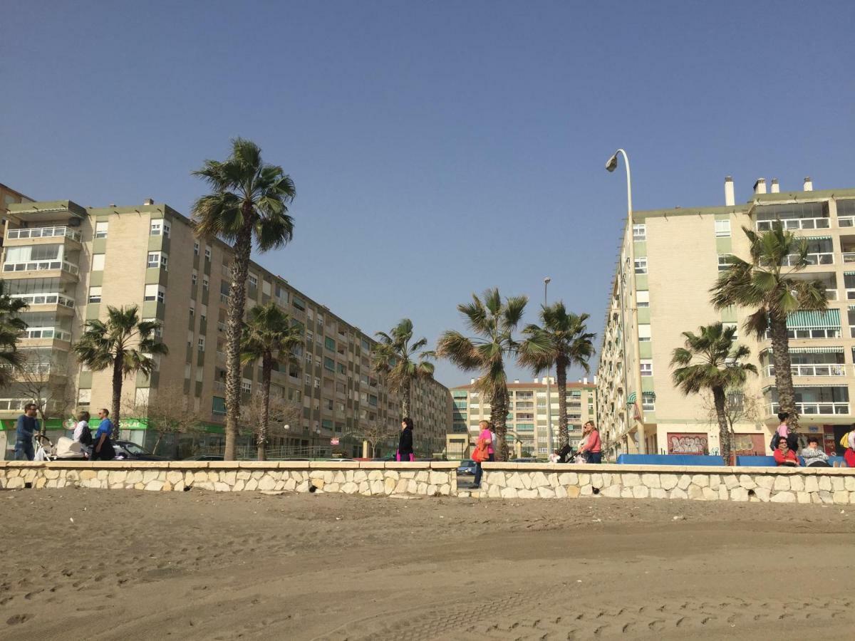 Beach Apartment Rosario Малага Екстериор снимка